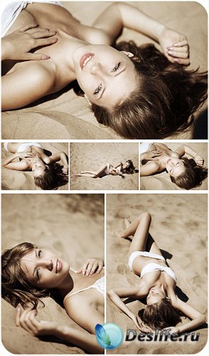 Девушка на песке, девушка у моря - сток фото