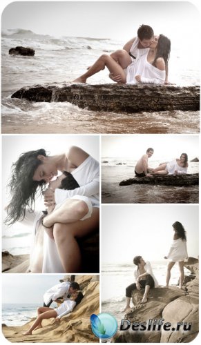      / Couple in love on the beach - Stock Photo